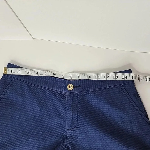Lilly Pulitzer Buttercup Short 8 Navy Blue‎ Scalloped Coastal Resort Flat Front - Picture 5 of 13
